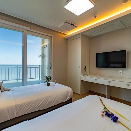 Gangneung Pineart Label Hotel Exterior photo