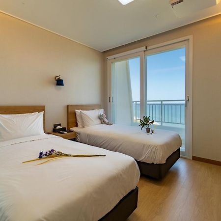 Gangneung Pineart Label Hotel Exterior photo