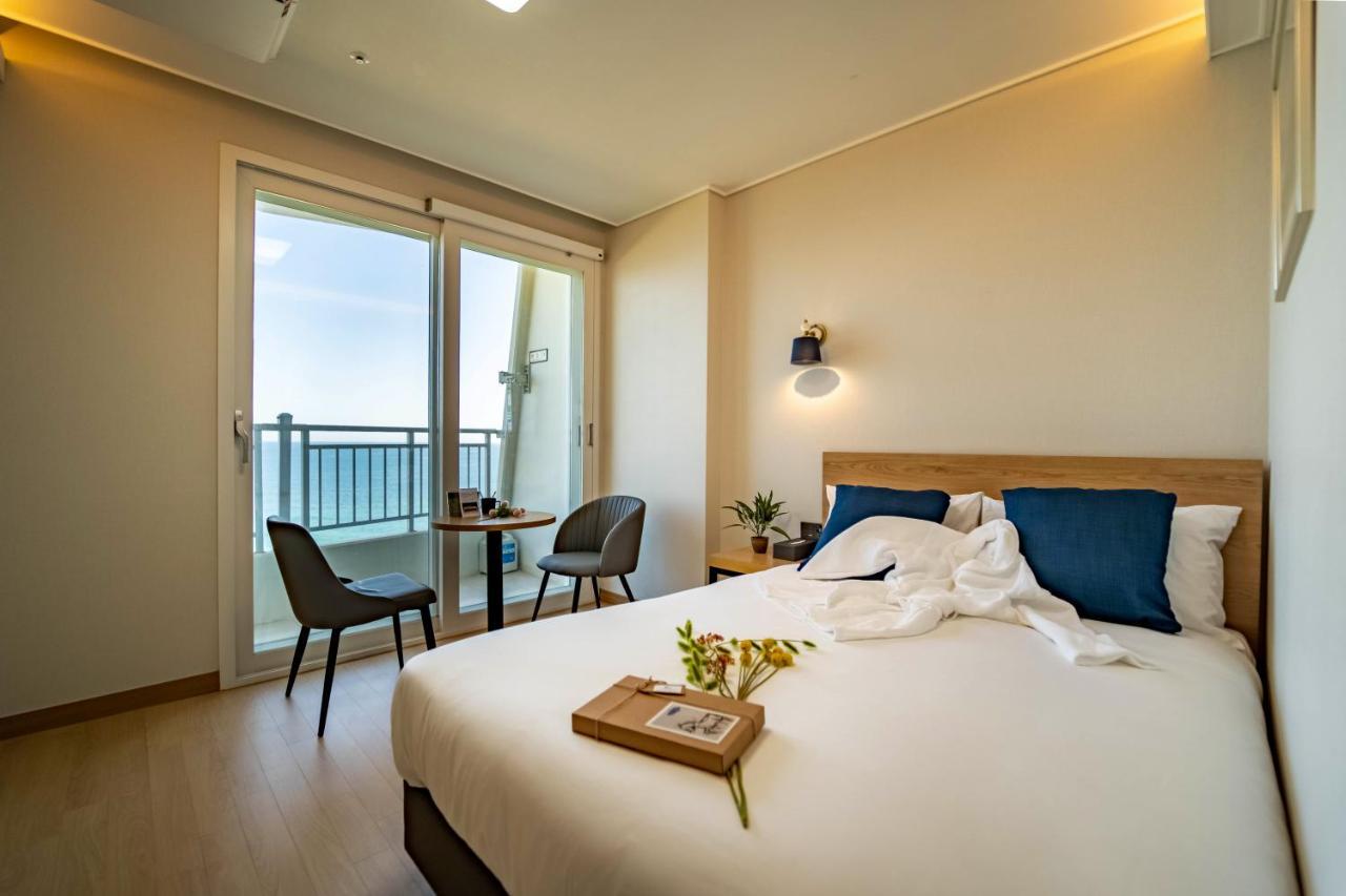Gangneung Pineart Label Hotel Exterior photo