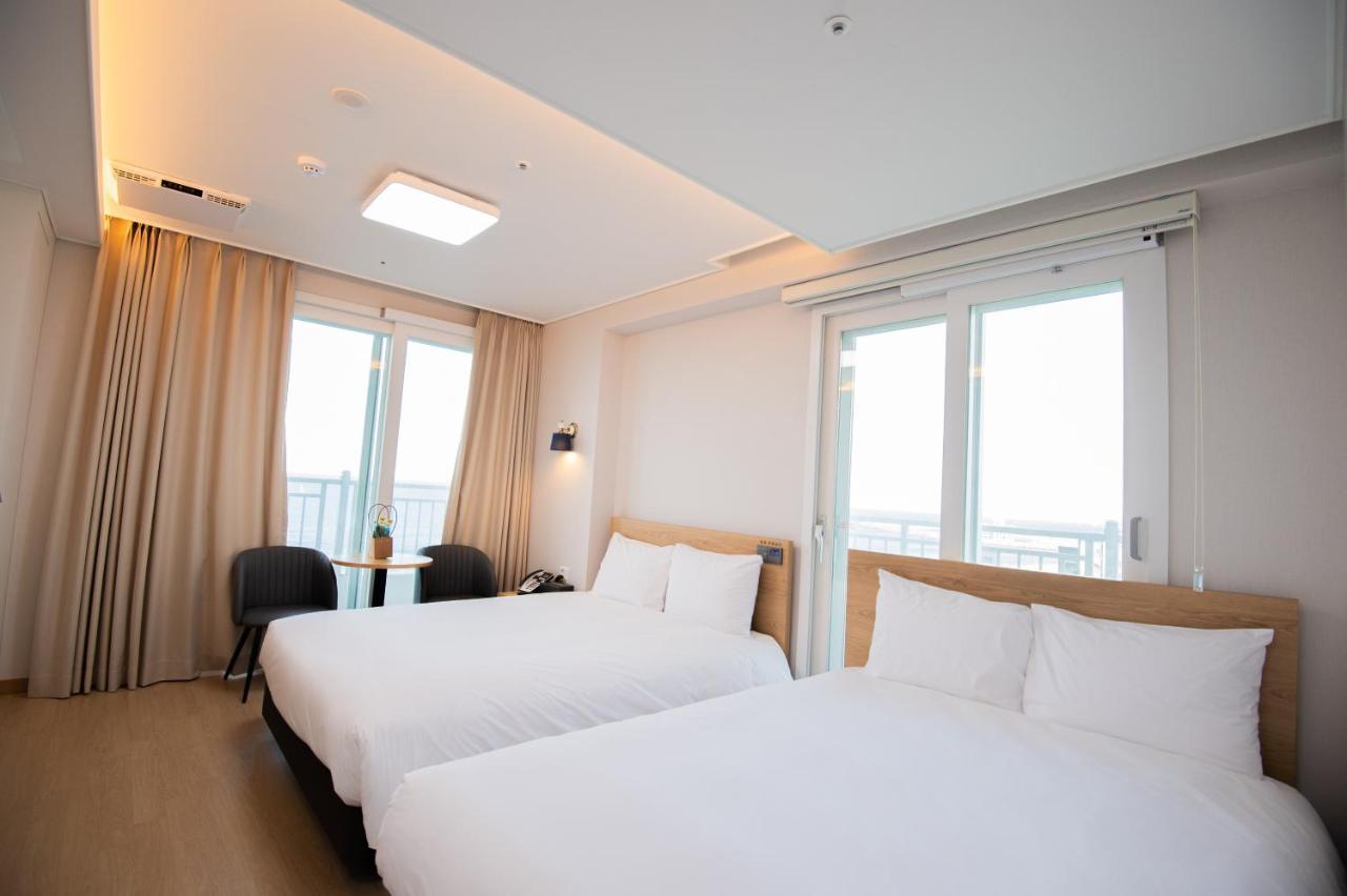 Gangneung Pineart Label Hotel Exterior photo